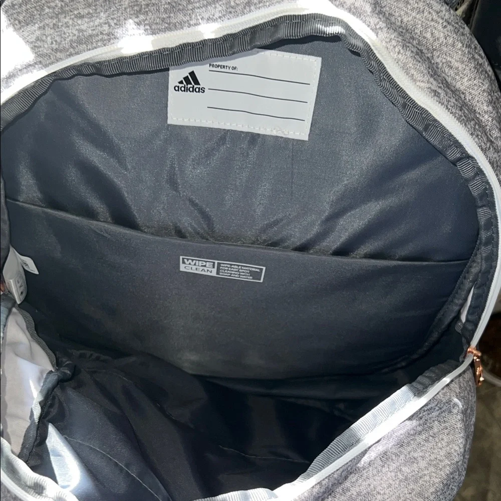 Adidas backpack full size - Picture 6 of 11